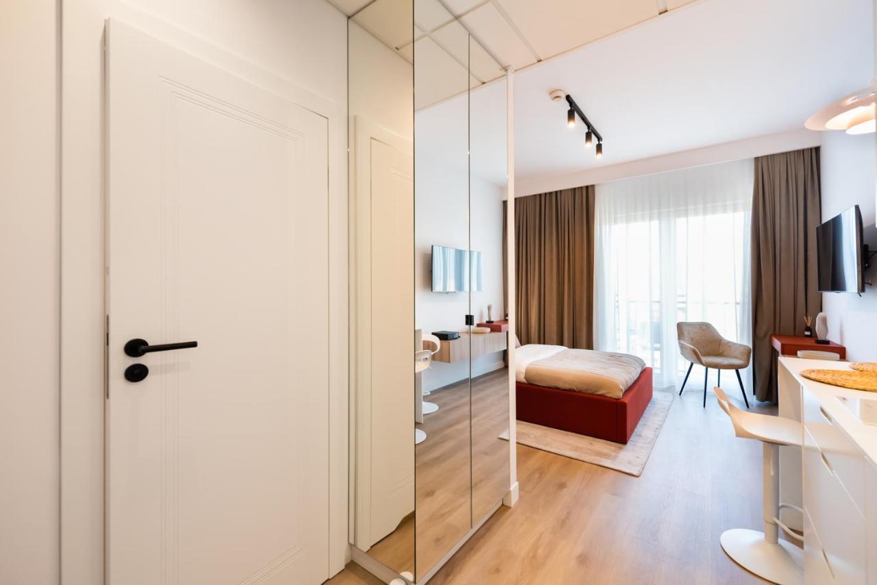 11Th Floor Voguish Studio Варшава Экстерьер фото