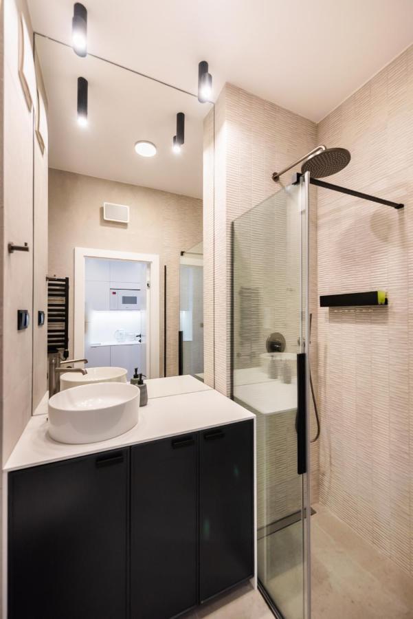 11Th Floor Voguish Studio Варшава Экстерьер фото